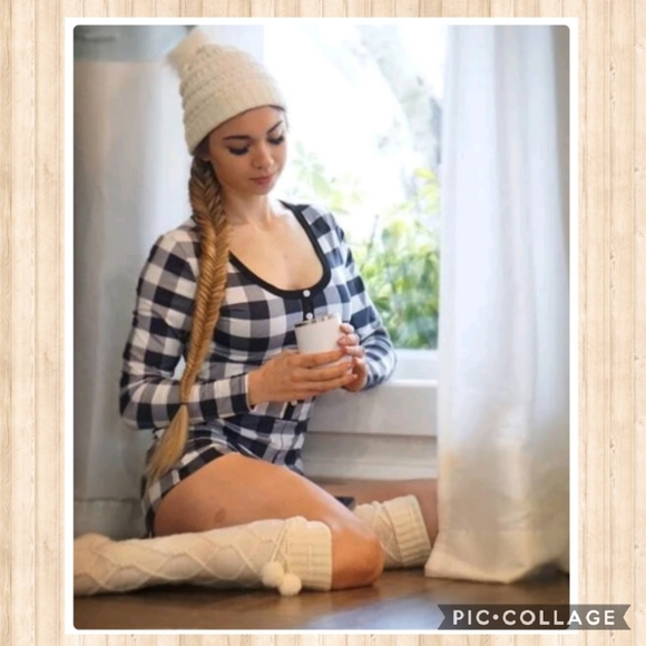 LARGE or Xtra large romper + your choice of matching earrings! - Picture 1 of 15